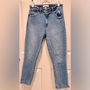 Abercrombie and Fitch, The Skinny High Rise, curve love, 27 short, medium wash